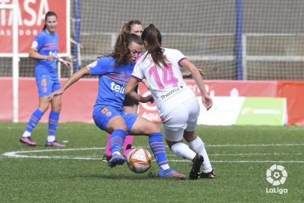 El Valencia cae ante un rival directo en la lucha por la salvación