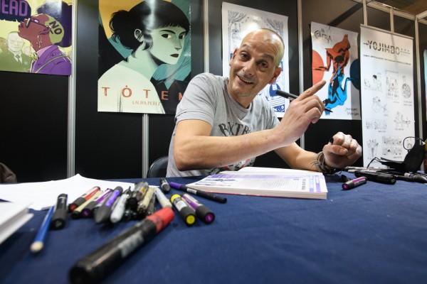 David Aja: 