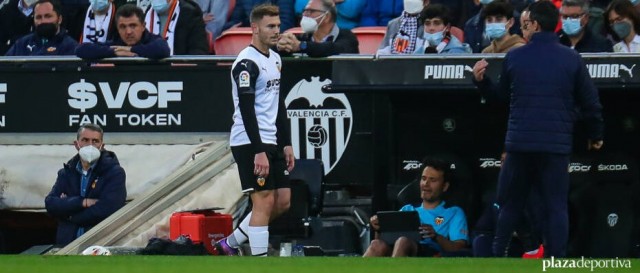 Una temporada torcida para Lato