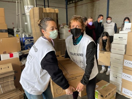 Elche dona cerca de 66.000 kilos de productos de ayuda humanitaria para Ucrania 