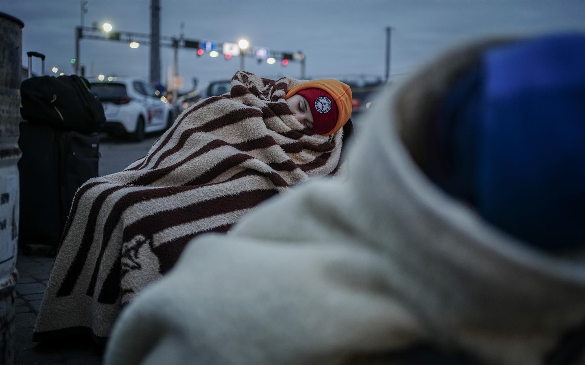 Polonia acoge a casi 780.000 ucranianos tras recibir a más de 100.000 en las últimas 24 horas