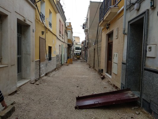 Unas obras de Aspe, paralizadas durante dos meses por el hallazgo de unos cadáveres