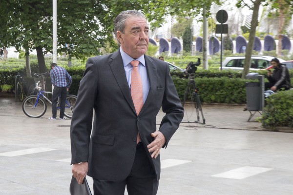 Abogados del caso 'pitufeo' piden al juez la declaración de Alcón en la que niega el blanqueo
