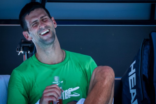 Djokovic podrá jugar en Roland Garros después de que Francia retire la obligatoriedad del pasaporte COVID