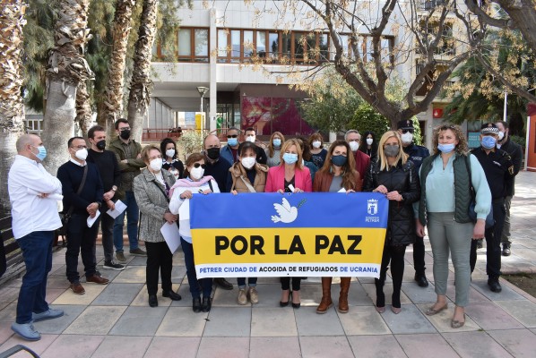 Petrer y las ONG acuerdan centralizar las ayudas a Ucrania y abrir un listado de familias acogedoras