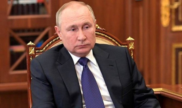 Las bombas de Putin, el gallo de Abascal y el comunismo de Schrödinger