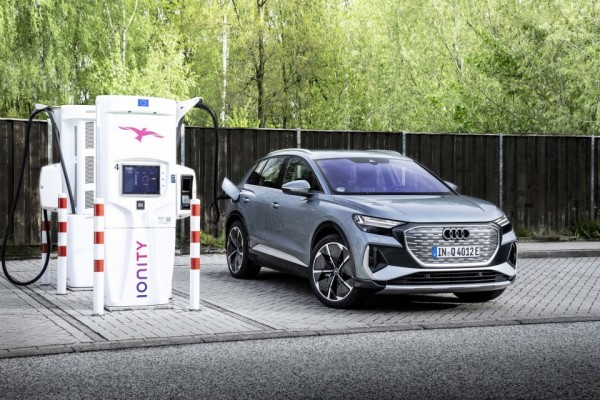 Mayor capacidad de recarga y nuevas opciones de conectividad para el Audi Q4 e-tron
