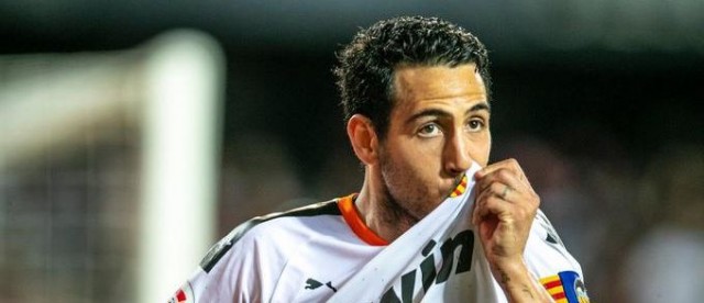 Parejo acude a Mestalla para apoyar al Valencia en la semifinal