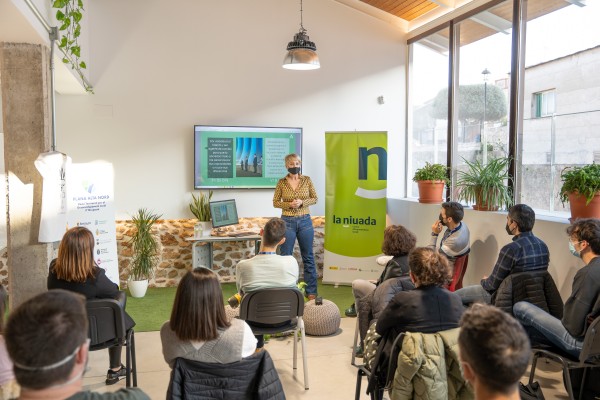 La Niuada presenta cinco proyectos que buscan crear una economía más social y sostenible