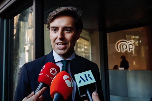Montesinos dejará su escaño y abandonará la política tras el congreso del PP