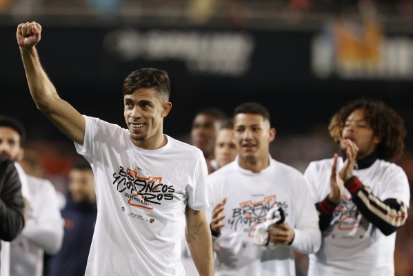 Un desatado Gabriel Paulista silencia al ‘Probe Miguel’
