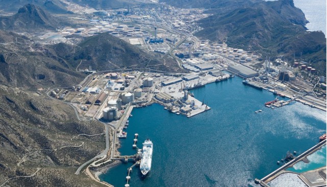 La planta de Enagás en Cartagena se encuentra al 100% de producción desde que arrancó la crisis de Ucrania

