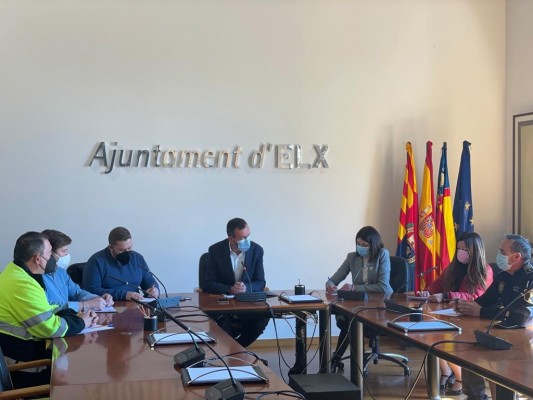 Elche habilita durante 3 días 9 puntos de recogida de alimentos y medicamentos para Ucrania