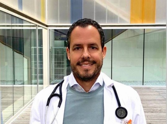 Óscar Torregrosa, nuevo presidente de la Sociedad Valenciana de Medicina Interna