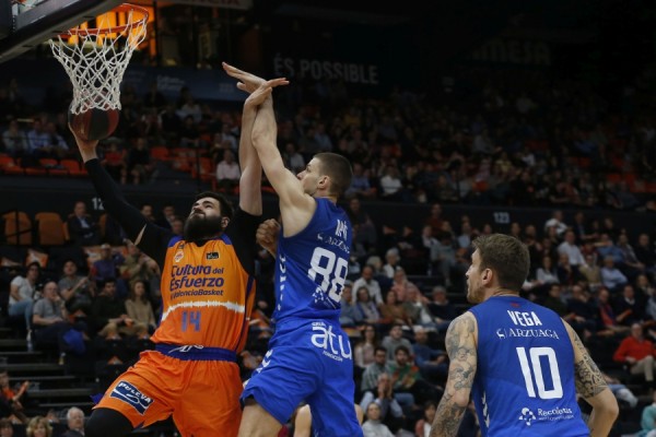 Dos años después, la Fonteta volverá al 100% ante el Barça
