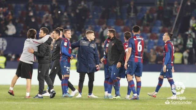 Alessio, Felipe y el partido a partido
