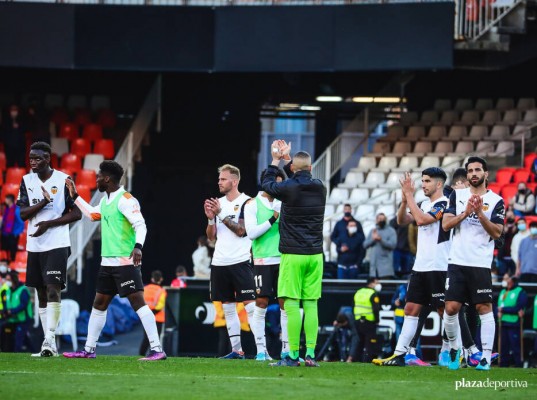 Un marzo clave decidirá si el Valencia mira arriba o abajo en Copa y Liga

