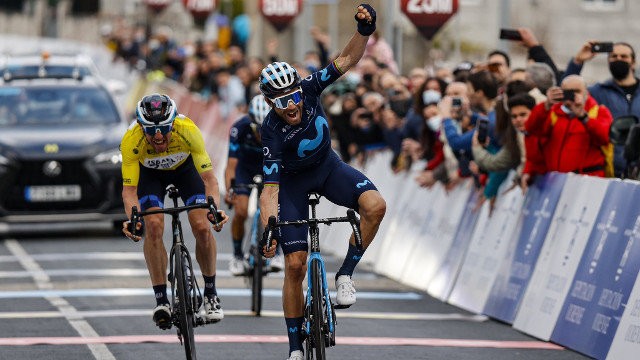 Valverde gana la etapa reina de la Vuelta a Galicia y luchará por la general en la crono de este domingo