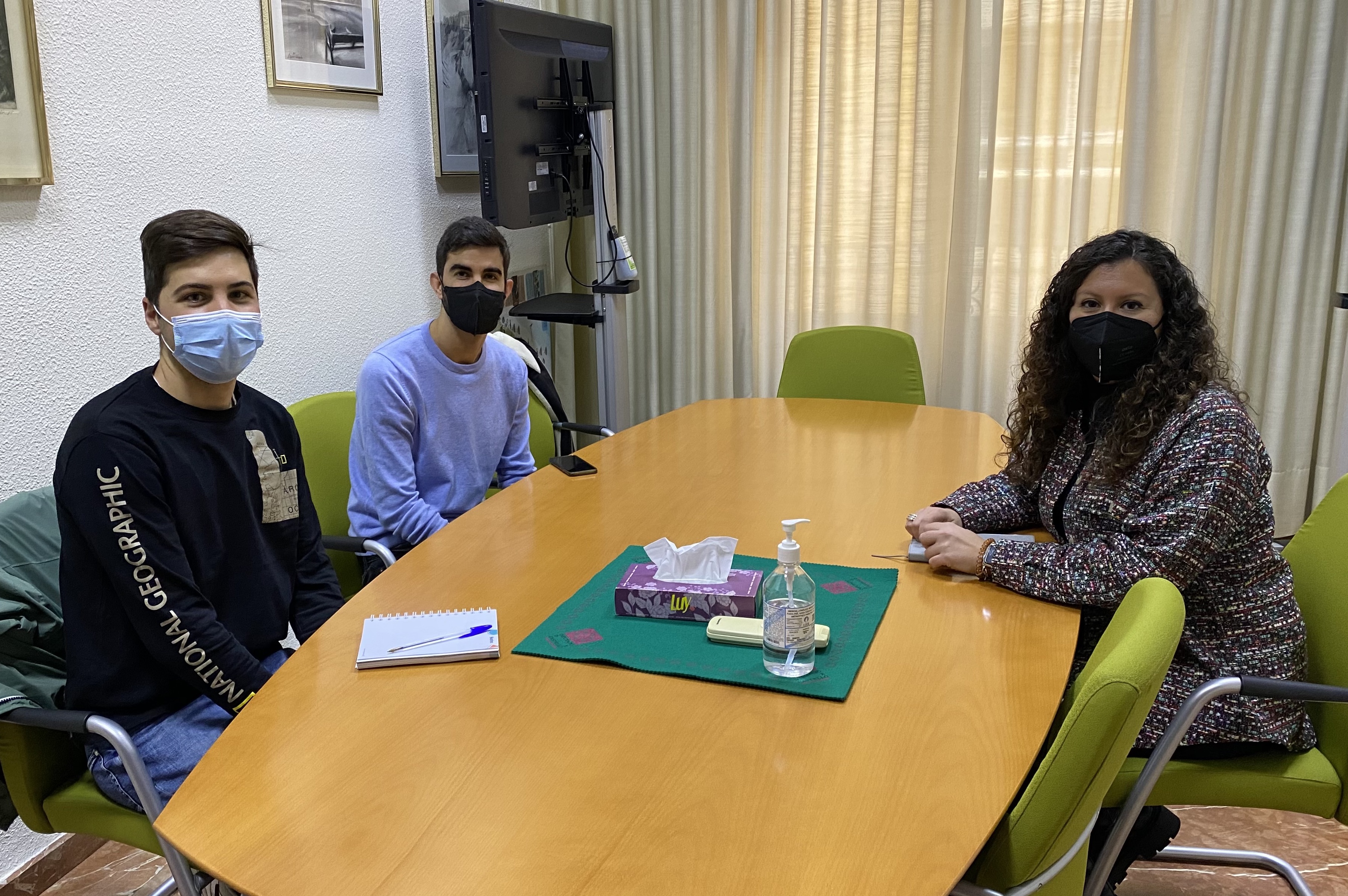 La Diputación se reúne con los consejos de la juventud de la provincia