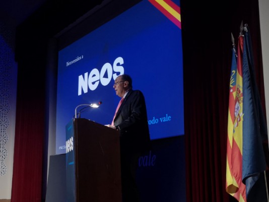 Mayor Oreja, Vidal-Quadras y San Gil presentan 'Neos', una plataforma de 