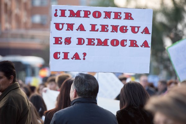 El TSJ blinda (y reequilibra) el Plurilingüismo: protege el valenciano en el sur, y el castellano en el norte 