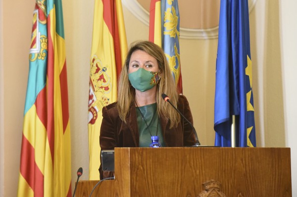 El trago de la 'casadista' Carrasco: la crisis del PP nacional se cuela en el pleno de Castelló
