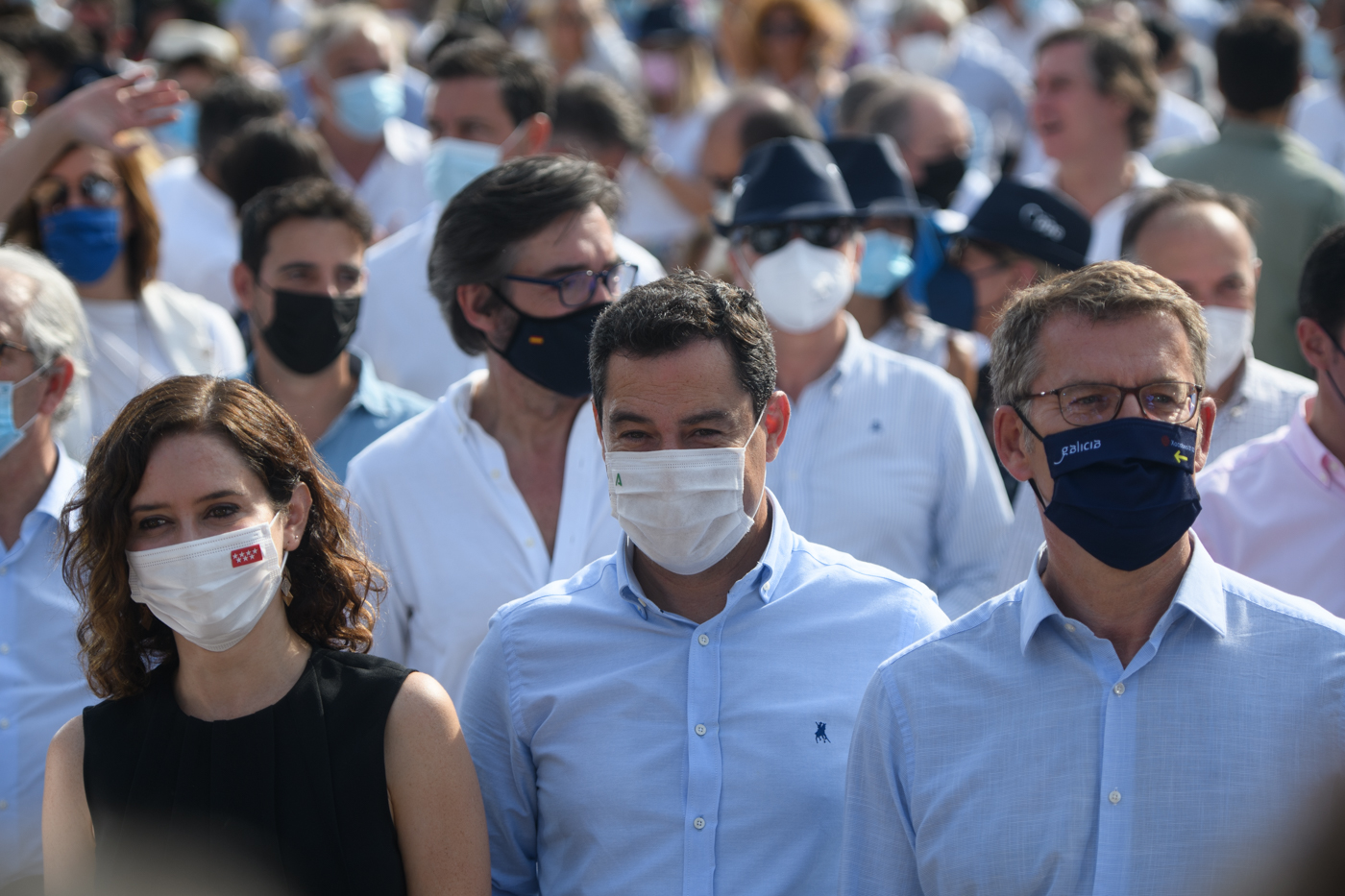 La aclamación de Feijóo, un refuerzo en la marca PP y un 'agujero' en el discurso del PPCV