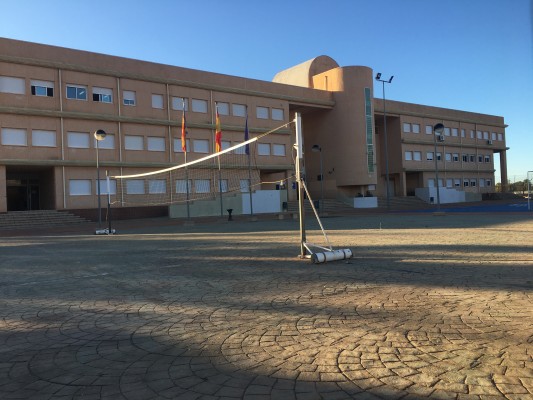 Agost pide un ciclo de FP Básica y Bachillerato mixto para ampliar la oferta de estudios