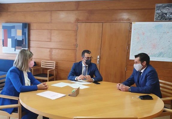 El Ayuntamiento de Murcia se lo pone fácil a los mayores con la banca digital