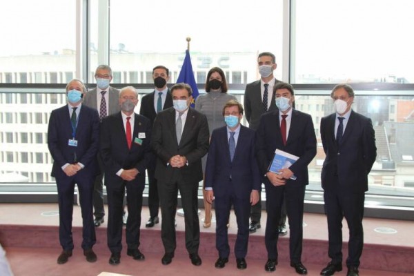 De la 'discriminación' a la 'satisfacción': los fondos europeos cambian de cara al bipartito de Alicante