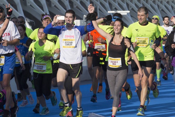 El artista Chumi expondrá su camiseta del maratón el día 25 en Pepita Lumier
