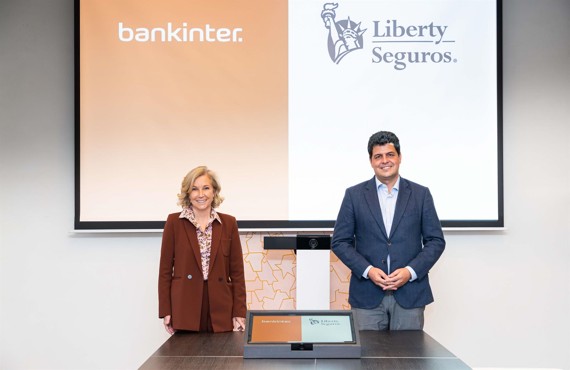 Bankinter y Liberty Seguros se alían en el sector de bancaseguros