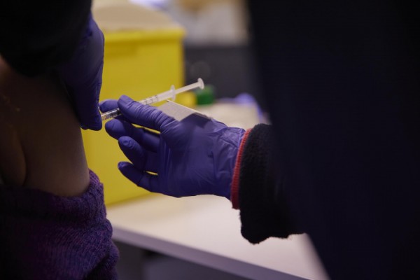 España supera el 90 por ciento de la población mayor de 12 años con pauta completa