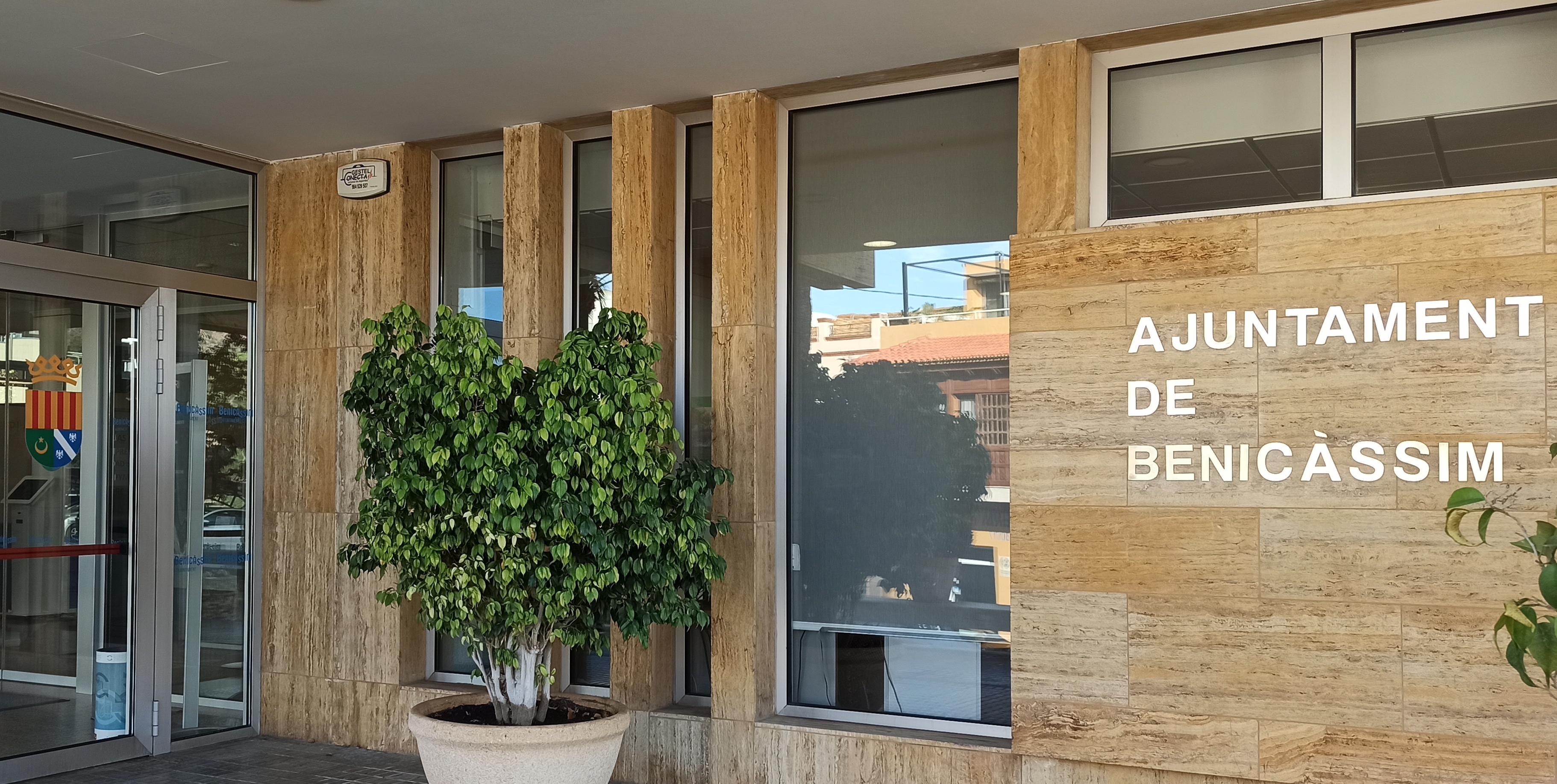 Benicàssim lleva al pleno su oposición a la tasa turística y se compromete a no aplicarla