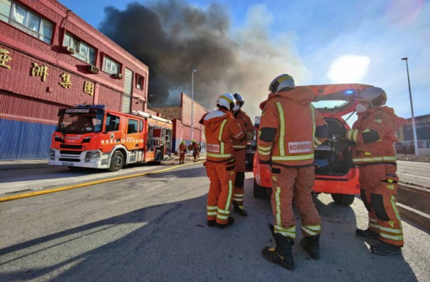 Carcaixent cede un inmueble a la Generalitat para ubicar un parque de emergencia de bomberos