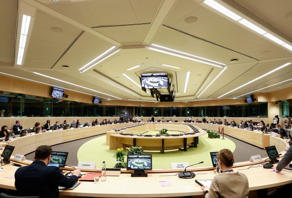 La Unió pide a Bruselas acciones frente a los costes y la sequía y celeridad contra la competencia desleal