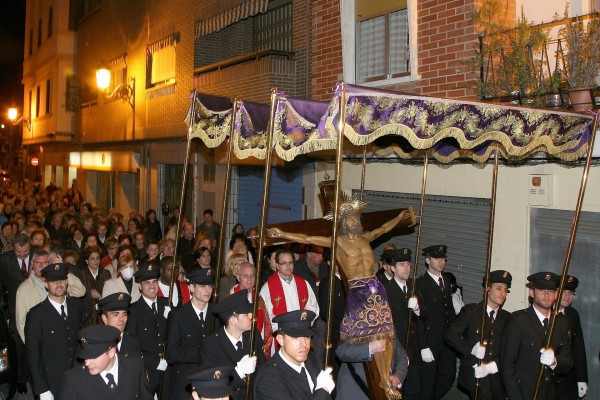 Sanidad recomienda reducir los ensayos de las procesiones religiosas y evitar el uso de faldones