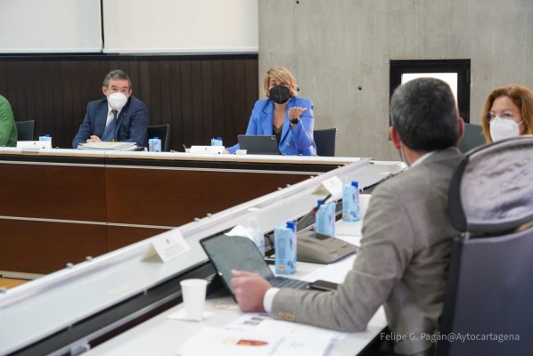 Arroyo denuncia la falta de medidas concretas aún para frenar la entrada de nitratos al Mar Menor 