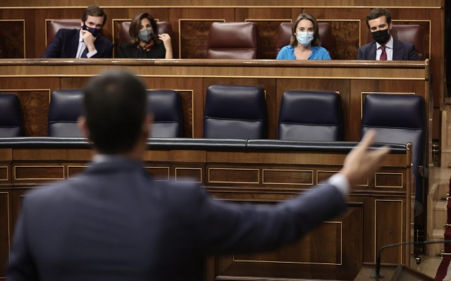  El CIS situaba al PSOE con una ventaja de 7,3 puntos sobre el PP antes de la crisis de los 'populares'