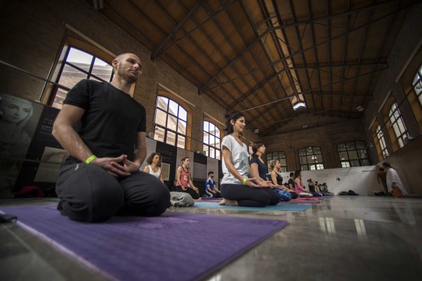 El mundo del yoga se cita en Petxina con el V Congreso Mediterráneo