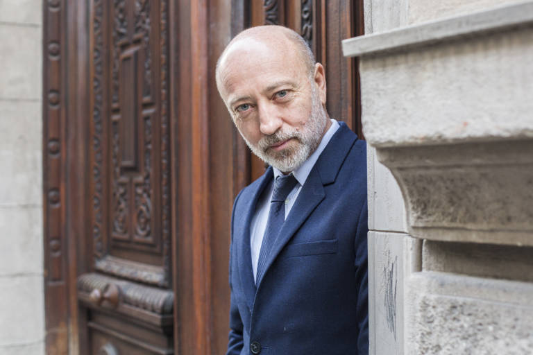  El doctor José Mallent, portavoz de la Asociación  Sanitat sols una (Fotos: Eva Máñez)  - 