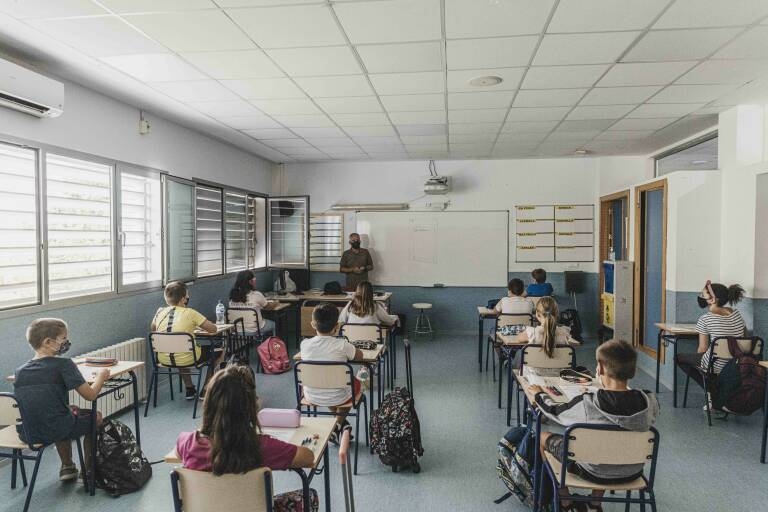 Sanidad decidirá sobre el cierre de aulas cuando se llegue a 5 casos o el 20% de alumnado en una semana