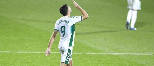 Lucas Boyé entrena con el grupo y acelera en su vuelta ante el Levante
