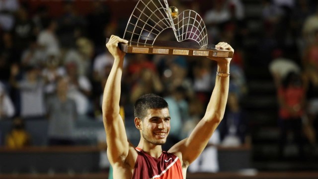 Alcaraz ya es top 20 y el jugador más joven en ganar un ATP 500