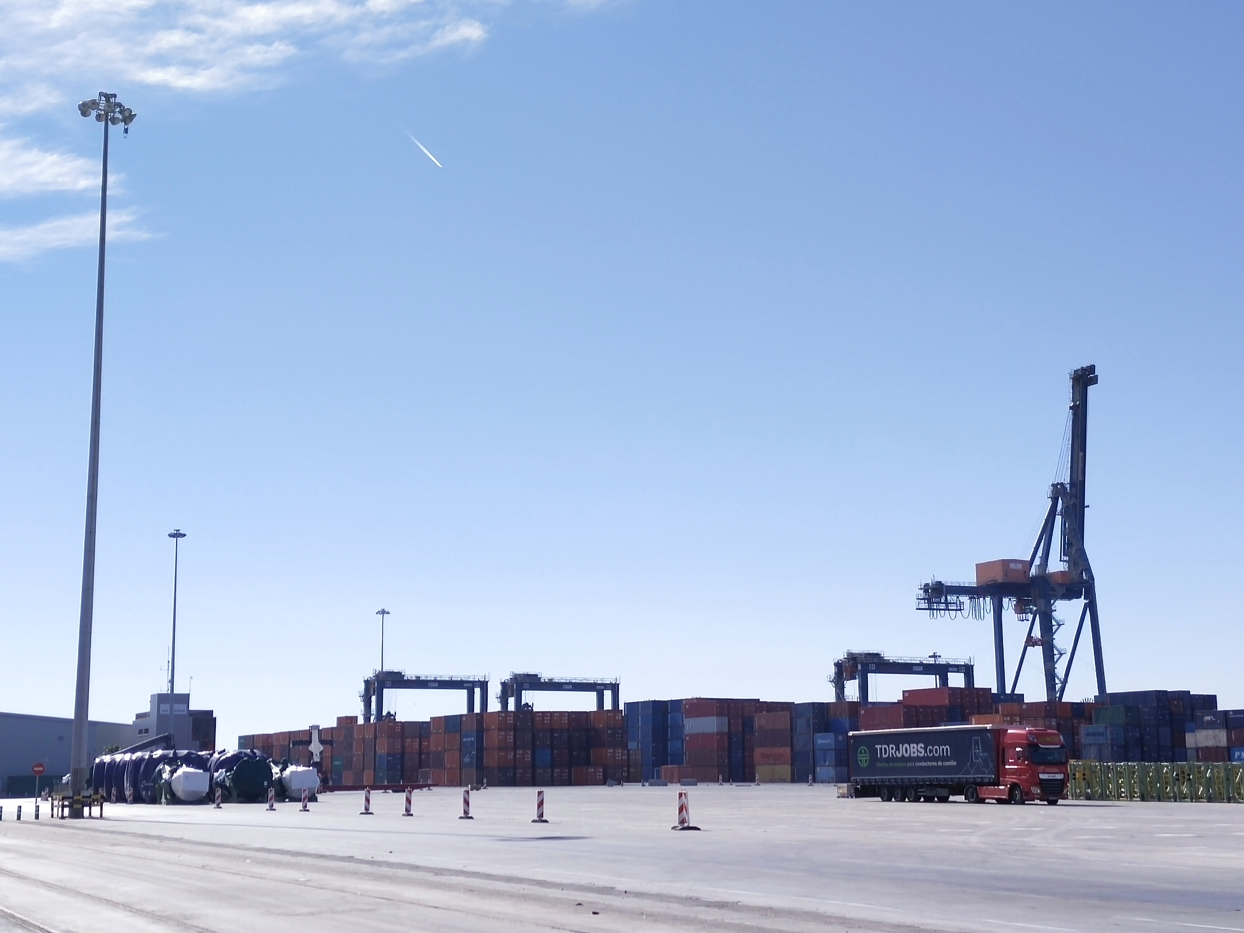 Alumbrado en la dársena norte de PortCastelló. - 