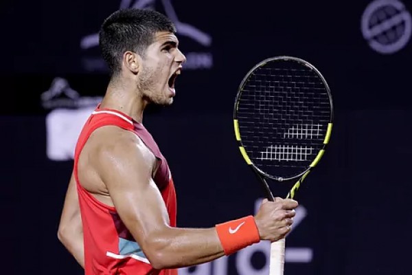 Carlos Alcaraz conquista el título en Río de Janeiro tras derrotar al argentino Diego Schwartzman