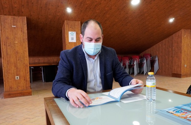 Más vivienda para Los Alcázares: el municipio negocia con la SAREB para ampliar el parque público