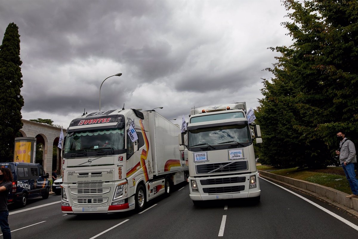 El Europarlamento vota por un transporte por carretera más ecológico con nuevos impuestos para todos los camiones