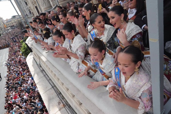 El Ayuntamiento de València sorteará 200 entradas para vivir las 'mascletaes' desde el balcón