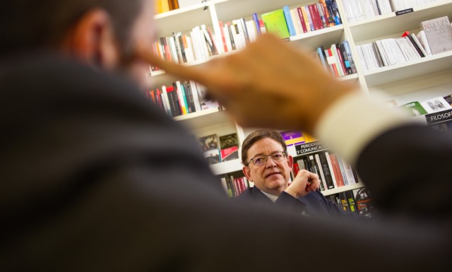 ¿Soy un 'lobby'? ¿Cómo me reúno con un político?: las FAQs sobre el nuevo registro de la Generalitat